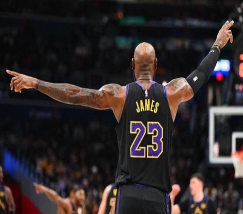 里夫斯稳定,表现,高效贡献,火狐体育,火狐体育app,火狐体育官网,火狐体育下载,火狐体育入口