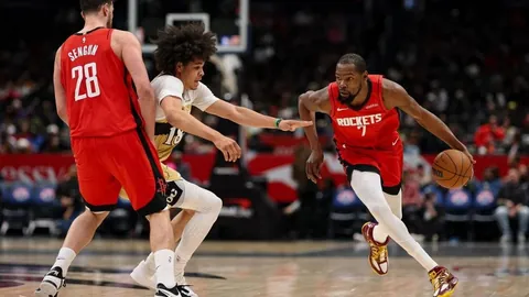 意甲第9轮罗马战平那不勒斯，穆里尼奥红牌退场